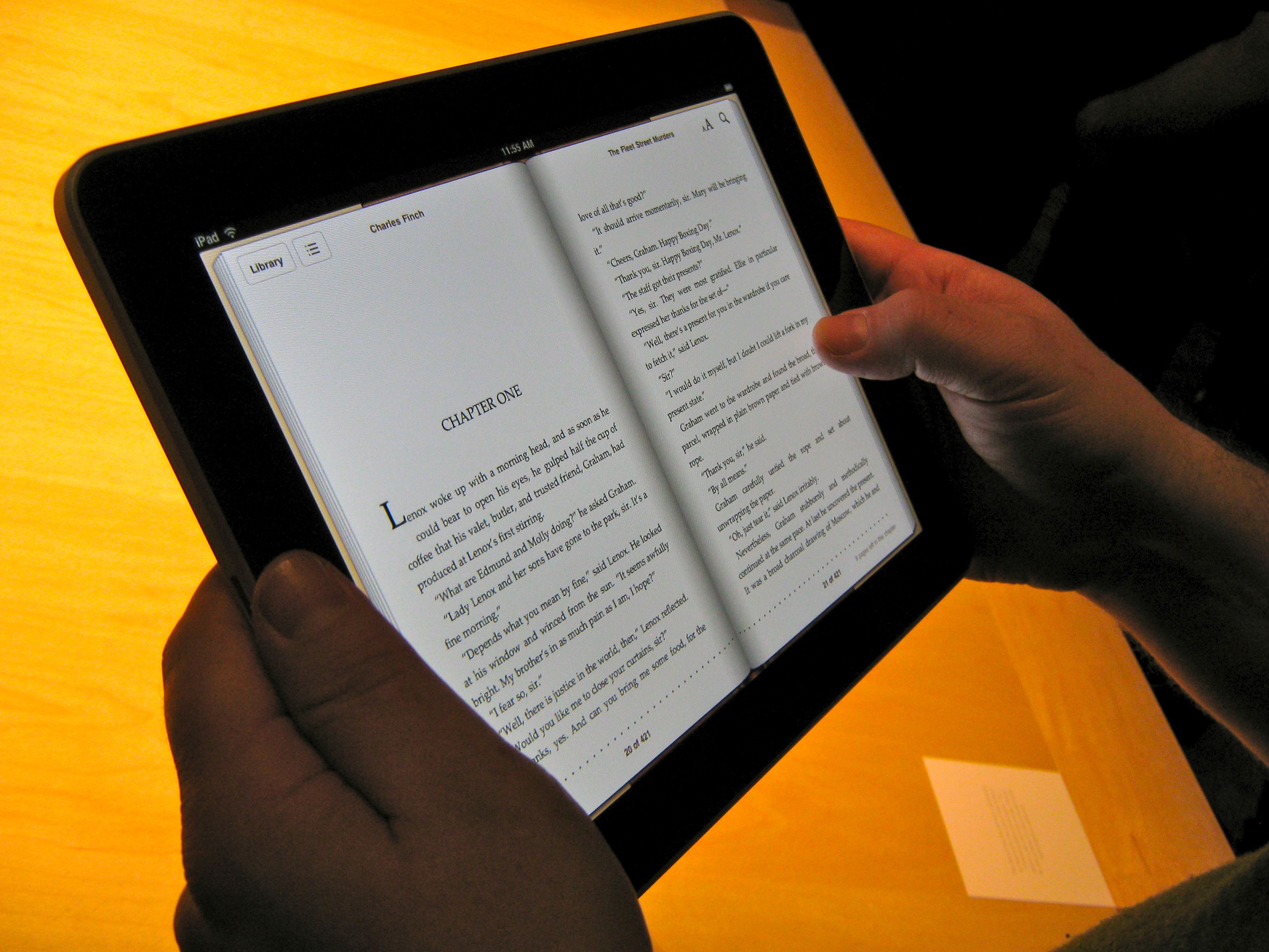 Comparatif iBooks / Kindle sur iPad (en vidéo) - Actu des ebooks
