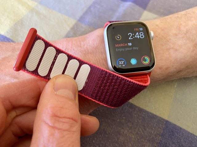 Apple Watch with knock-off sport loop band