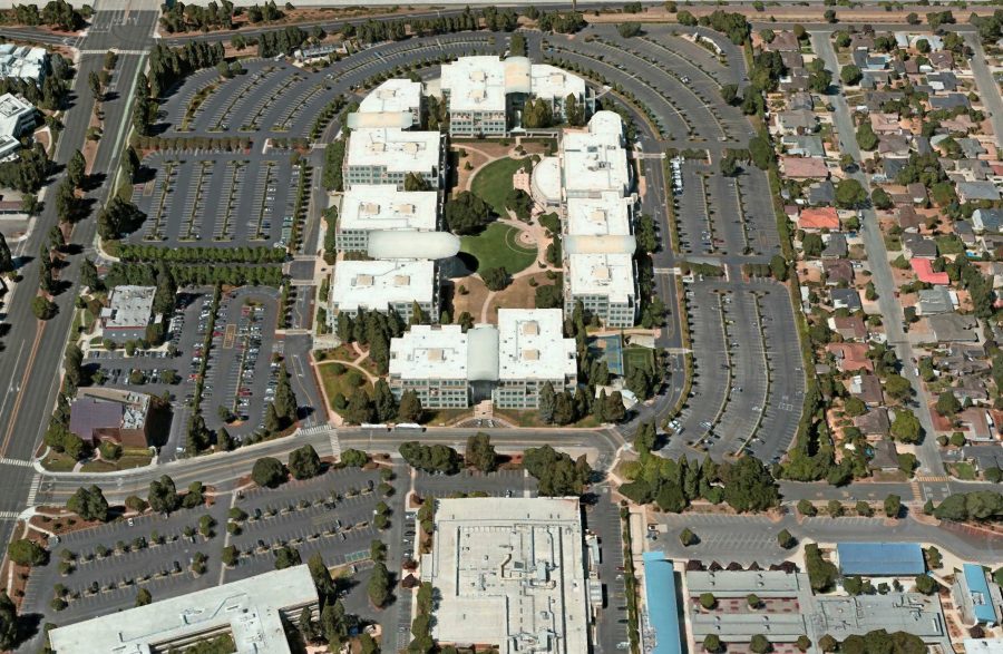 A 3D overhead view of the Infinite Loop campus.